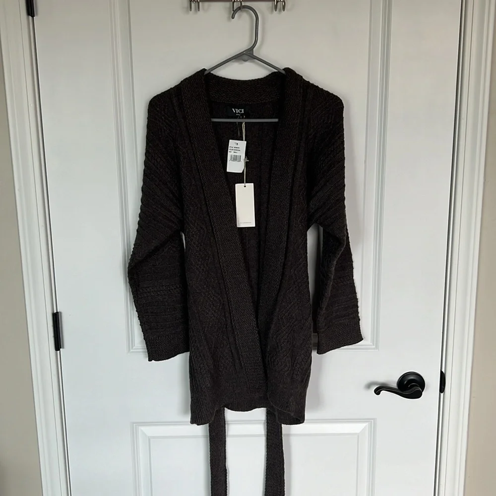 NWT Vici Exclusive x Fate Charcoal Cardigan. - Picture 1 of 16